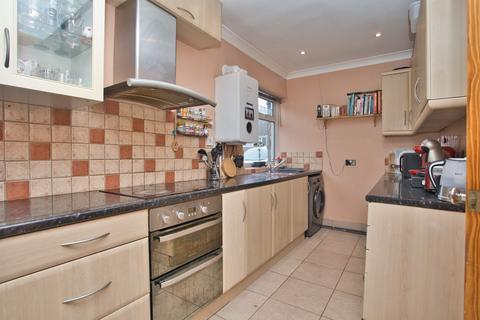 4 Albert Road, Capel Le Ferne, Folkestone, CT18 7JY