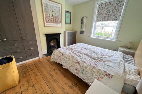 31 Albert Road, Shipley, BD18 4NS