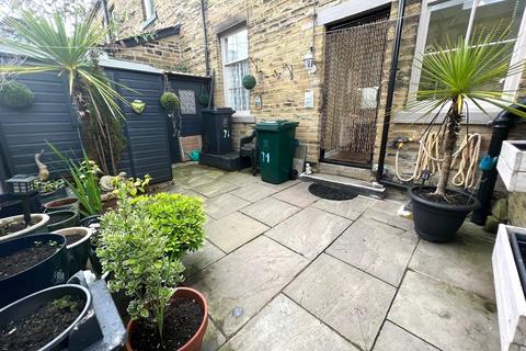 71 Albert Road, Shipley, BD18 4NS