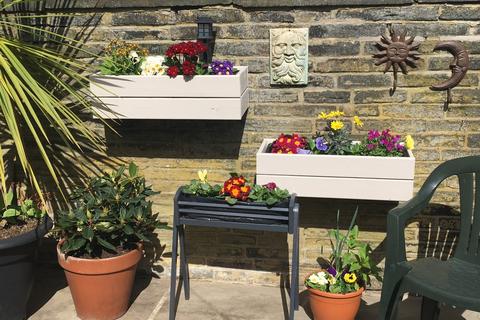 71 Albert Road, Shipley, BD18 4NS