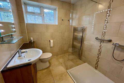 2 Bramham Drive, Baildon, Shipley, BD17 6SZ