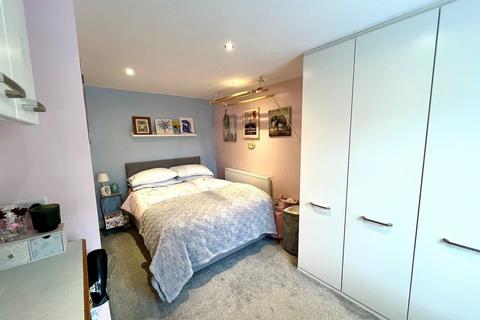 1 bedroom apartment for sale, 1 Avondale Road, Shipley BD18