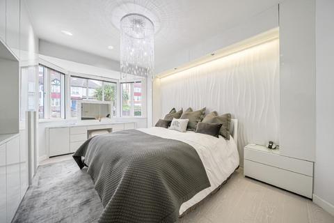 4 bedroom semi-detached house for sale - Honor Oak Road, London
