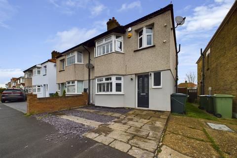 3 bedroom semi-detached house for sale - 77 LYNMERE ROAD, WELLING