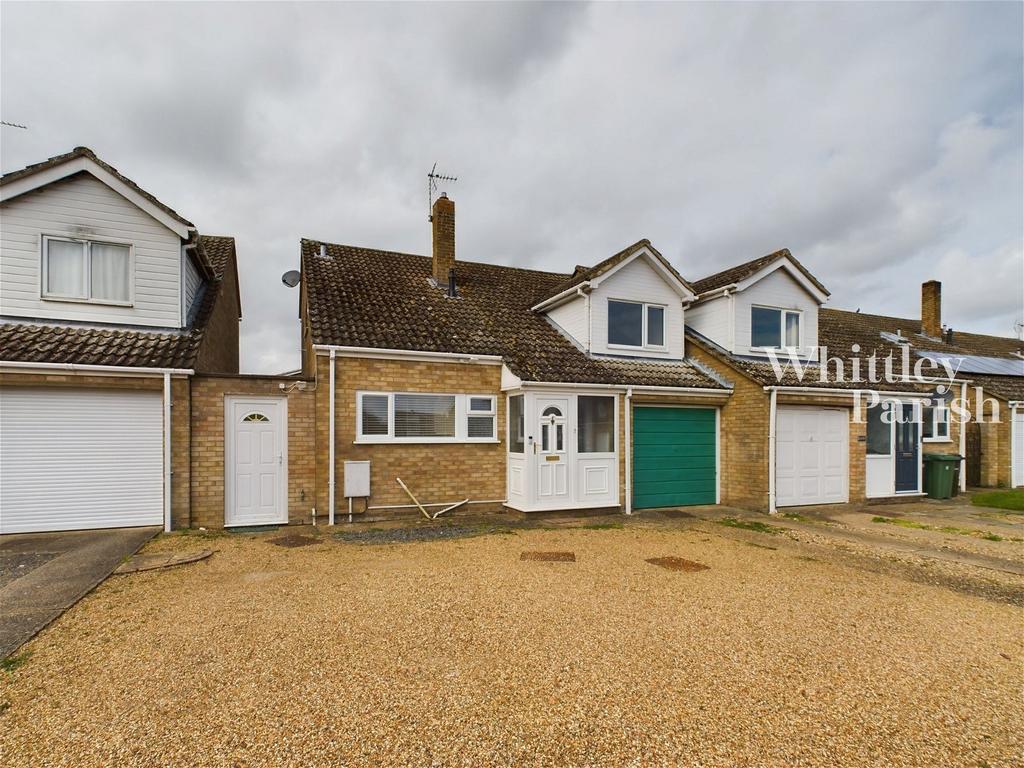 Tudor Avenue, Roydon, Diss 4 bed detached house for sale £335,000