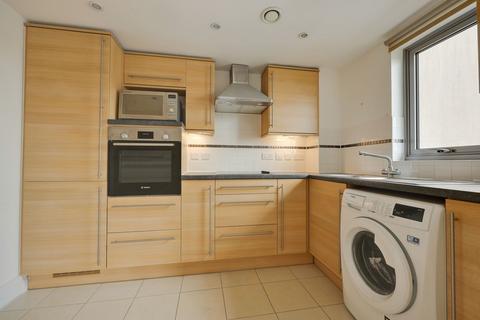 1 bedroom apartment for sale, The Brow, Clayton Court The Brow, RH15