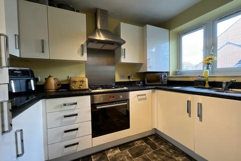 2 bedroom end of terrace house for sale, O'leary Close, South Shields