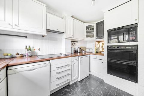 2 bedroom end of terrace house for sale - Plough Way, Winchester, Hampshire, SO22