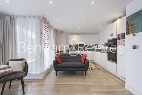 2 bedroom apartment to rent - Rope Street, Surrey Quays SE16