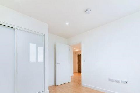 2 bedroom apartment to rent - Canterbury House, Sydenham Road, East Croydon,  CR0 9BL