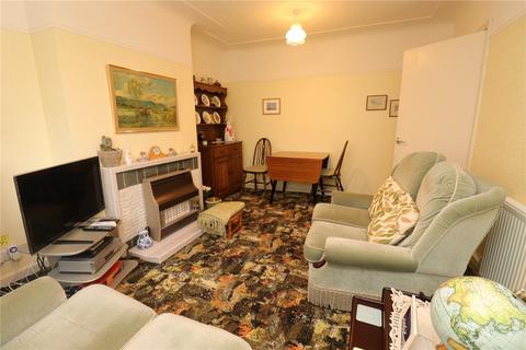 2 bedroom apartment for sale - Nursery Close, Prenton, Merseyside, CH43