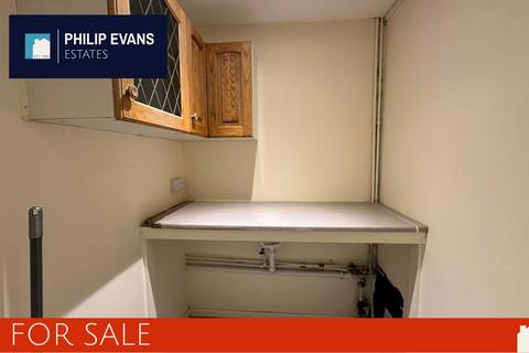 17 Brynystwyth, Penparcau, Aberystwyth, SY23 1SS