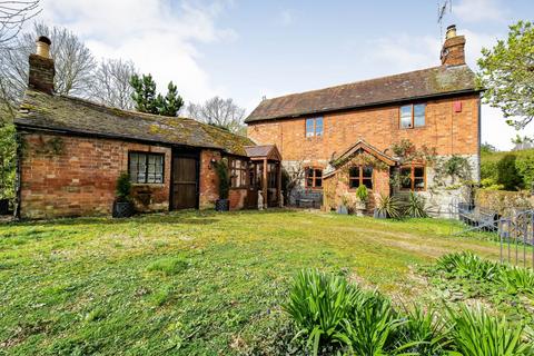 4 bedroom detached house for sale - Blacksmiths Lane, The Leigh, Gloucestershire