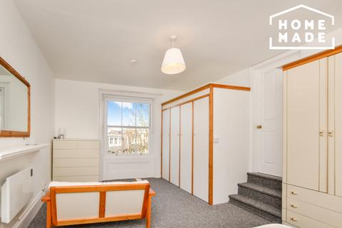 Studio to rent, Clifton Gardens, W9