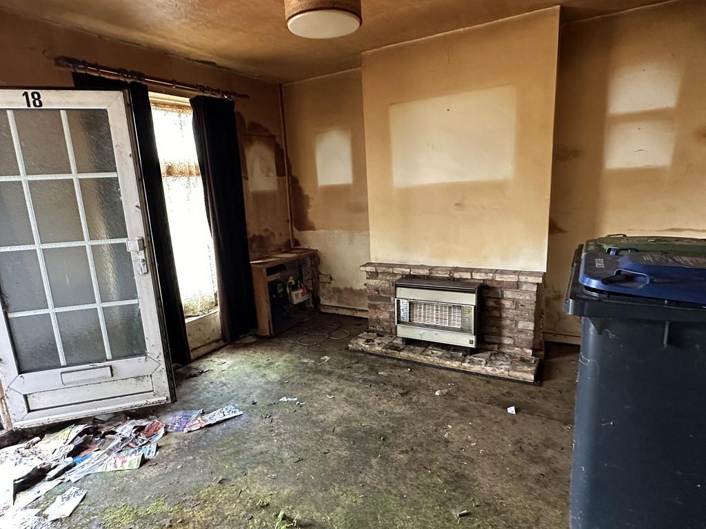 Annesdale, Ely, Cambridgeshire, Ely 2 bed terraced house for sale £