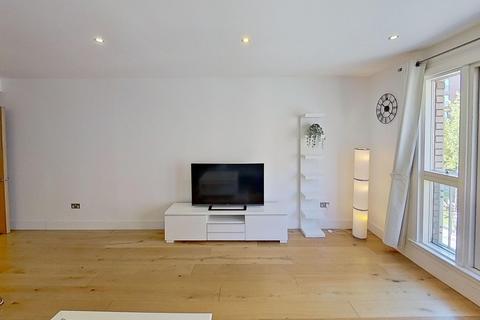 2 bedroom flat to rent, Melvin Walk, Edinburgh, EH3