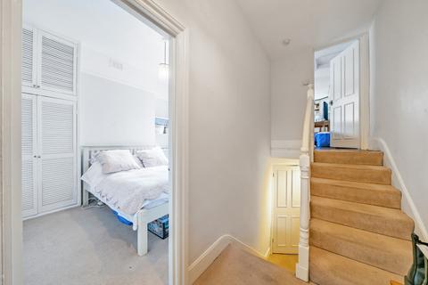 60a Solon Road, London, SW2 5UY
