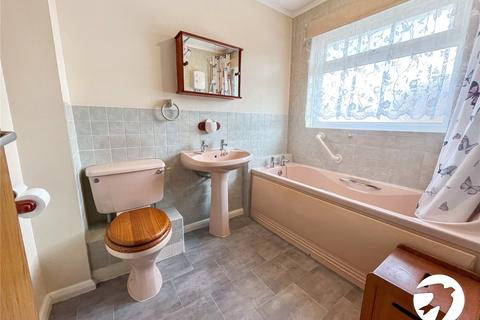 10 Betsham Road, Maidstone, ME15 8TY