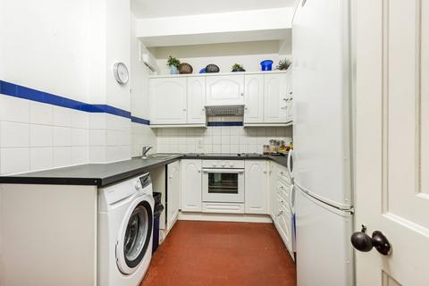 2 bedroom flat to rent - Queensway Bayswater W2