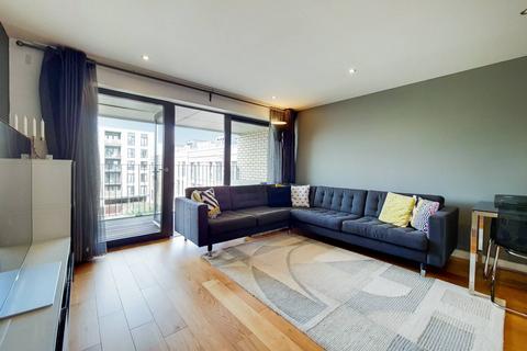2 bedroom flat to rent - Eythorne Road, Brixton, London, SW9