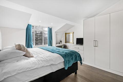2 bedroom flat to rent, Rutland Gate, London, SW7