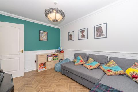 24 Standingstane Road, Dalmeny, South Queensferry, EH30 9UB