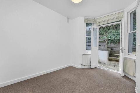 2 bedroom flat to rent - Sandrock Road, Lewisham, London, SE13