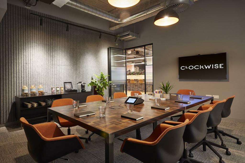 Clockwise Cheltenham Meeting Room M01.jpg