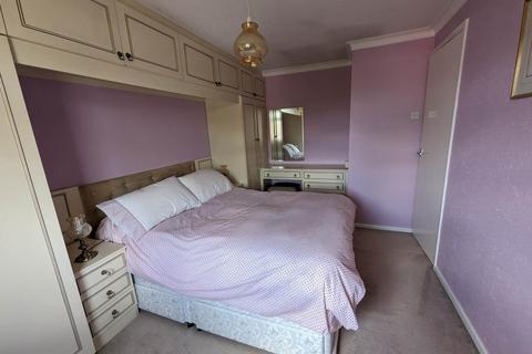 14 Crabtree Dell, Letchworth Garden City, SG6 2TJ