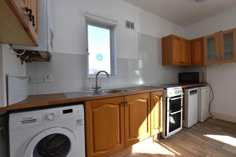2 bedroom apartment to rent - Lansdowne Crescent, Worcester