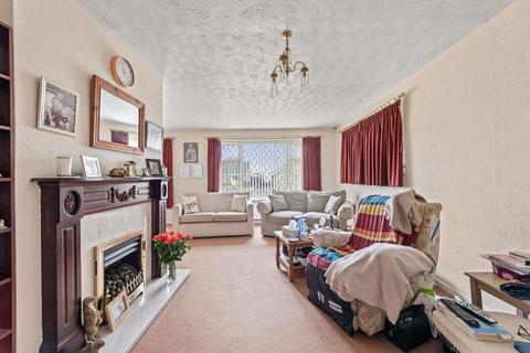 3 bedroom bungalow for sale, Elm Crescent, Burgh Le Marsh, Skegness, Lincolnshire, PE24 5EG