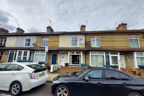 2 bedroom terraced house to rent, Souldern Street, Watford, Hertfordshire, WD18