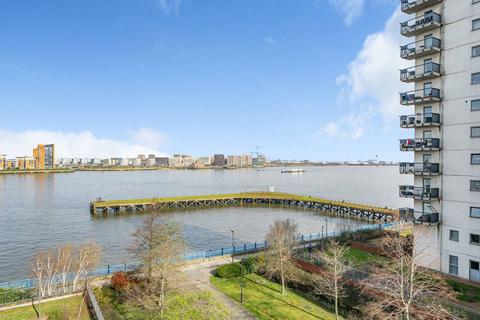 2 bedroom flat for sale, Sark Tower, Thamesmead, London, SE28