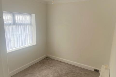 33 Birkdale Avenue, Pinner, HA5 5SG