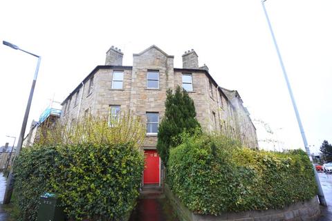 3 bedroom flat to rent, Portobello Road, Piersfield, Edinburgh, EH8