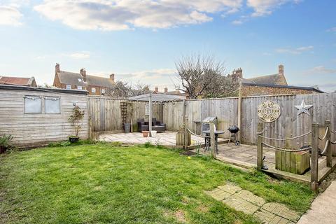 4 bedroom end of terrace house for sale, James Street, Hunstanton