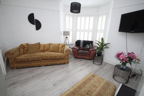 5 bedroom end of terrace house for sale, Cyprus Street, Stretford, M32 8BE