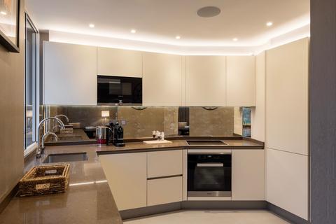 2 bedroom apartment to rent, Mayfair W1K