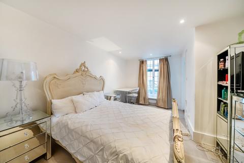 2 bedroom flat for sale, Caxton Yard, Farnham, GU9