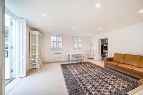 undefined, Caxton Yard, Farnham, GU9