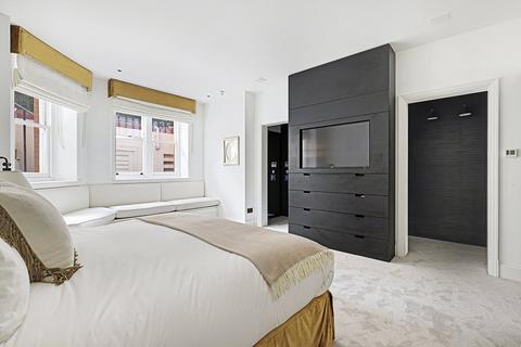 3 bedroom apartment to rent, Pont Street, Knightsbridge, London, SW1X