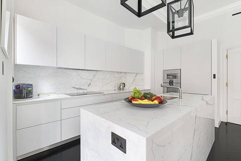 3 bedroom apartment to rent, Pont Street, Knightsbridge, London, SW1X
