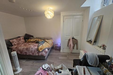 1 bedroom in a house share to rent, John Street, Leeds