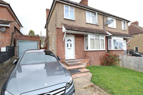 3 bedroom semi-detached house to rent - Chairborough Road, High Wycombe HP12