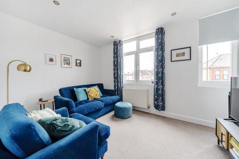 2 bedroom apartment for sale, Catford Hill, London