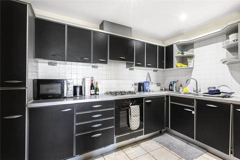 2 bedroom apartment to rent - Settlers Court, 17 Newport Avenue, London, E14