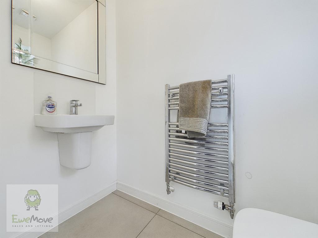 Ground Floor Cloakroom