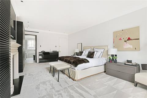 3 bedroom apartment to rent, Pont Street, Knightsbridge, London, SW1X