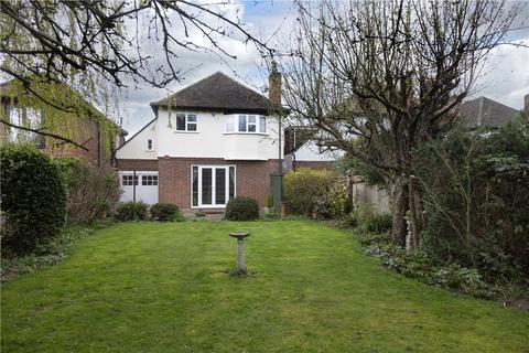 4 bedroom detached house for sale, Woodlands Avenue, New Malden, KT3