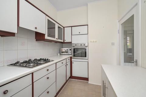 1/2 Lochend Square, Edinburgh, EH7 6ED